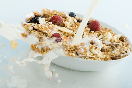 whole-grain-cereals-milk-.jpg